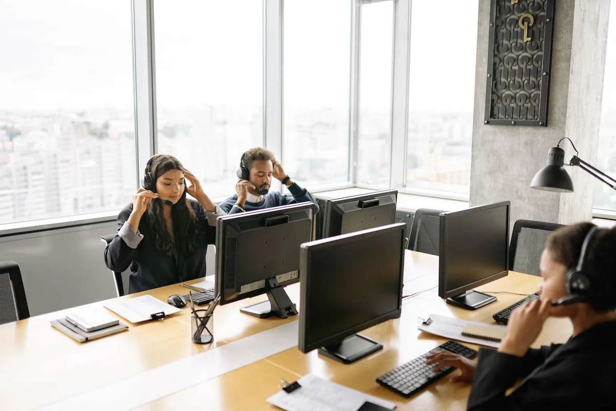 Call Center Cost for Outsourcing | Radiate E-Services